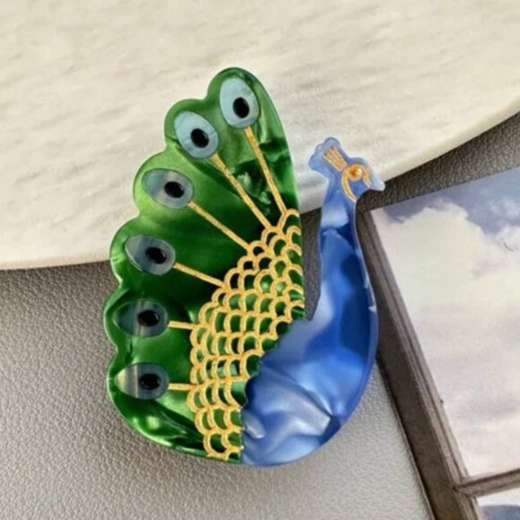 ⭐️❤️ FREE Parrot Bird Peacock Hair Accessory Modern Chic Girly Trendy Party Clip - Picture 1 of 6